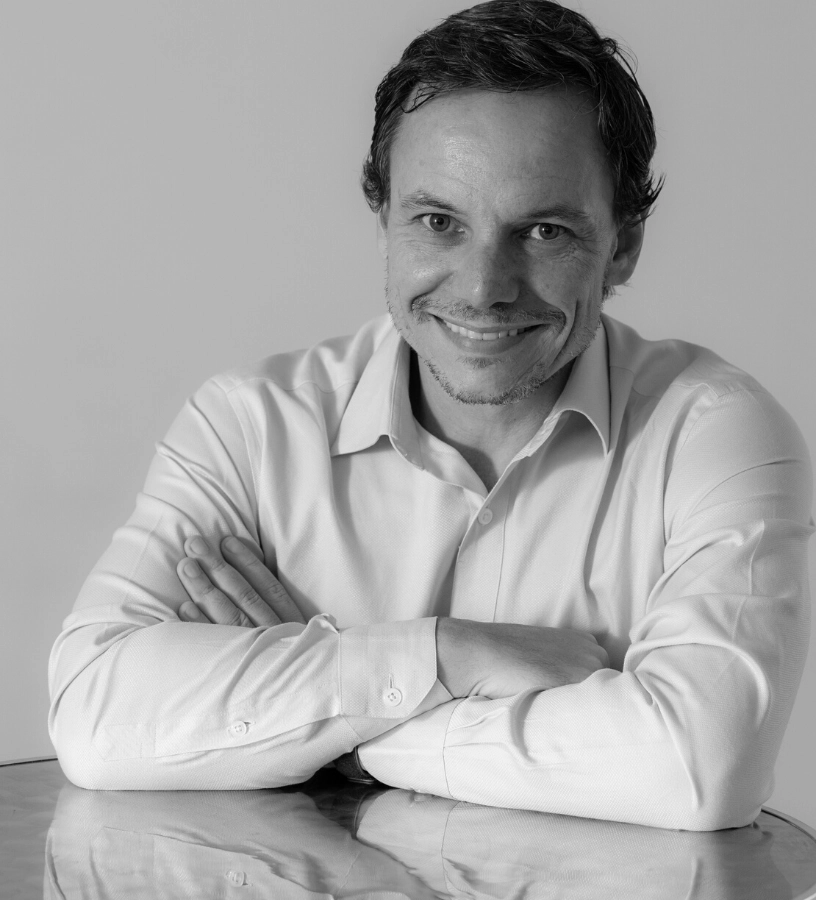 José Roberto Securato Junior-2.png_width=816&height=900&name=José Roberto Securato Junior-2